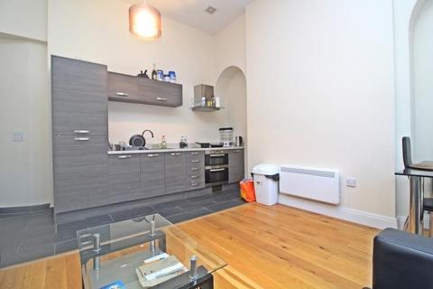 2 bed flat/apartment for rent in 6 High Street, Gwent NP20