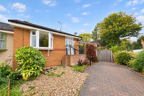 2 bed bungalow for rent in Morton Road, Windmill Hill, WA7