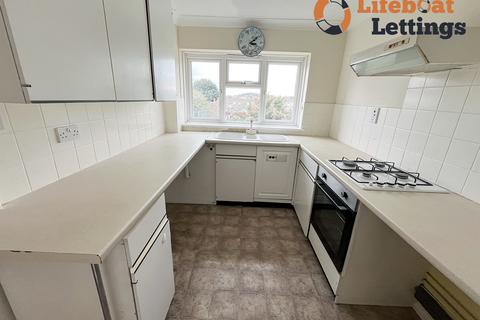 2 bed flat/apartment for rent in Cressfield, Ashford, TN23 4XB