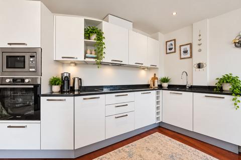 1 bed flat/apartment for rent in Goswell Road, London, EC1V