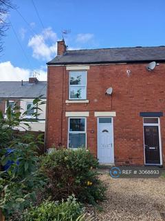 2 bed terraced house for rent in Beehive Road, Chesterfield, S40
