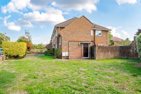 2 bed house for rent in Upper Brighton Road, Worthing BN14