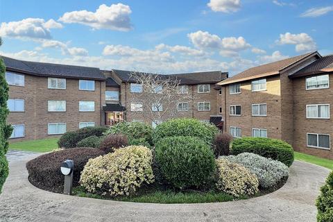 2 bed flat/apartment for rent in Bishops Court Knoll Hill Sneyd Park, Bristol, BS9