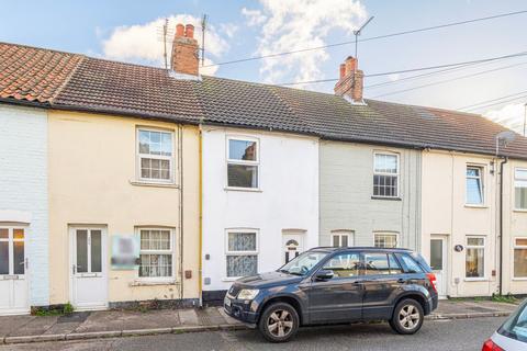 3 bed terraced house for rent in Raglan Street, Lowestoft