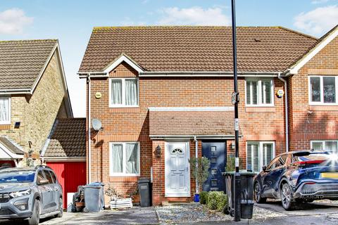 2 bed terraced house for rent in Franklin Way, Croydon, CR0