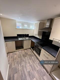 1 bed flat/apartment for rent in Combs Road, Dewsbury, WF12