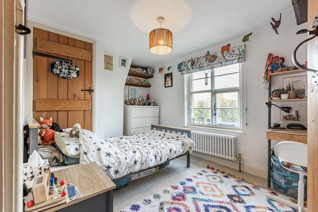 Grade II Listed Characterful Home in... 5 bed semi-detached house for ...