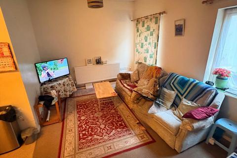 1 bed flat/apartment for rent in High Street, Aldershot, GU11
