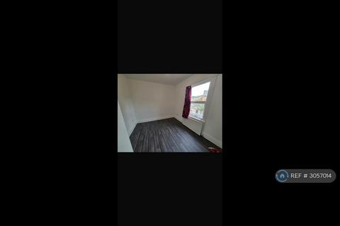1 bed room for rent in Thornhill Road, Croydon, CR0