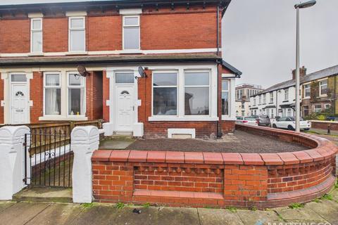 4 bed terraced house for rent in Elizabeth Street, Blackpool FY1