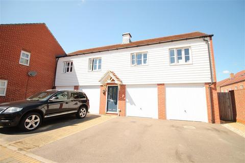 2 bed flat/apartment for rent in Scotney Close, Ashford, TN25
