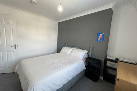 1 bed flat/apartment for rent in 79 Embankment Road, Flat 6