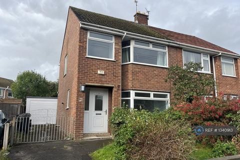 3 bed semi-detached house for rent in Highcroft Avenue, Blackpool, FY2