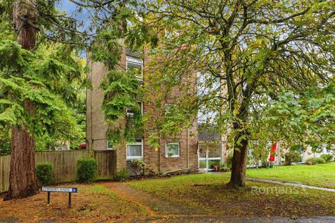 3 bed flat/apartment for rent in Woodlands, Fleet, Hampshire, GU51