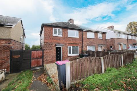 3 bed semi-detached house for rent in Middle Avenue, Rawmarsh, Rotherham