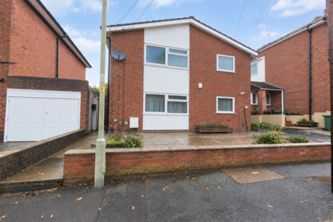 2 bed property for rent in 28b, Wolverhampton
