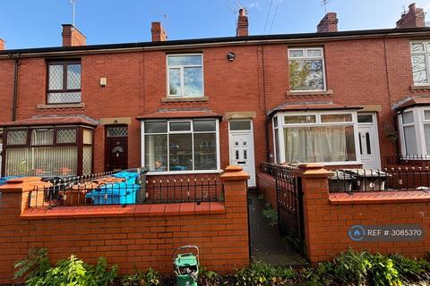 2 bed terraced house for rent in Cheltenham Street, Oldham, OL1