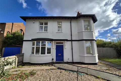 4 bed detached house for rent in Mercer Avenue, Coventry