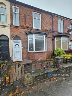 3 bed terraced house for rent in Buxton Road, Stockport, SK2