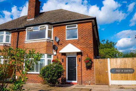 2 bed flat/apartment for rent in Brinkburn Road, Hazel Grove, Stockport, SK7