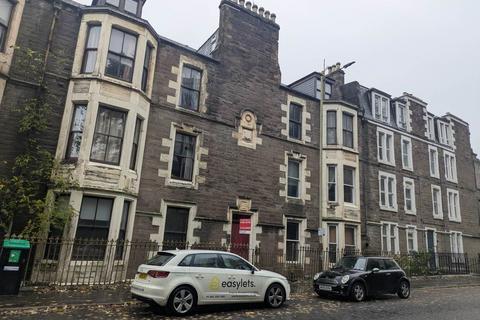 3 bed flat/apartment for rent in 10 G/L Garland Place, ,