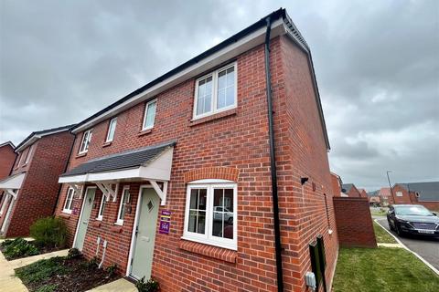 3 bed house for rent in Lorimer Gardens, Churchdown, Gloucester