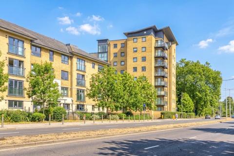 1 bed flat/apartment for rent in Ashton Court, Woking GU21