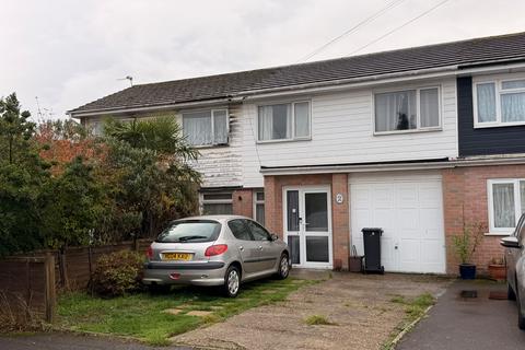 3 bed house for rent in Hibbs Close, Poole, BH16