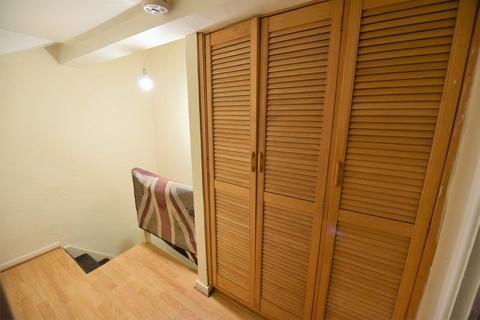 2 bedroom house to rent - Harold Avenue