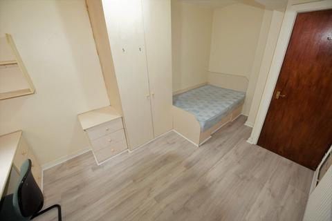 2 bedroom flat to rent - Victoria Road