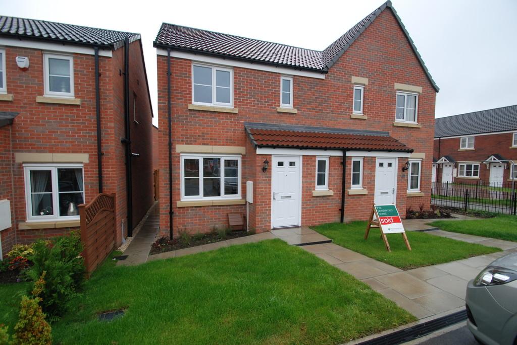 Shepherd Way, (Scholar's Gate) Royston, Barnsley 3 bed semidetached