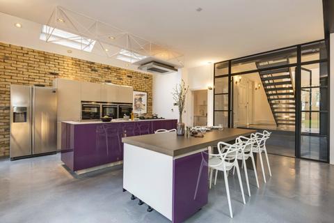 6 bedroom detached house for sale, Willesden Lane, Mapesbury, NW2