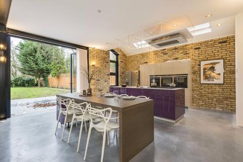 6 bedroom detached house for sale, Willesden Lane, Mapesbury, NW2