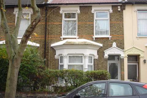 3 bedroom terraced house to rent - Lincoln Road, Forest Gate