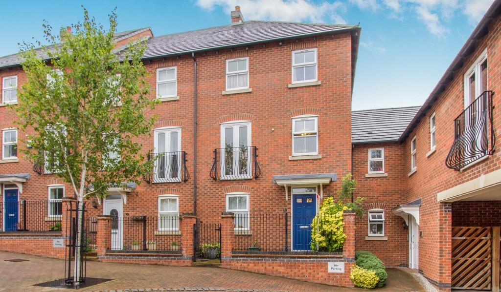 Montgomery Road, Earl Shilton 5 bed semidetached house £195,000