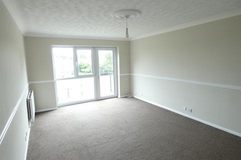 2 bedroom flat to rent, Clarendon Court