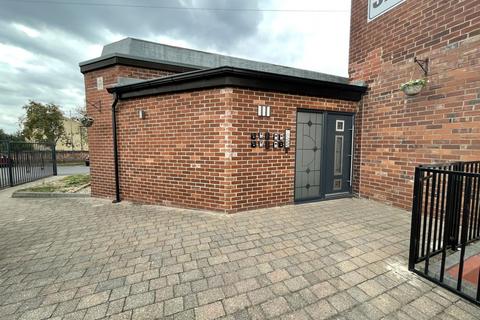 2 bedroom apartment to rent, Pontefract Lane, Leeds, West Yorkshire, LS9