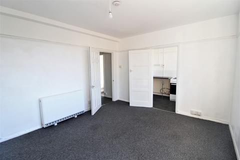 2 bedroom apartment to rent, Burnthouse Lane Exeter EX2