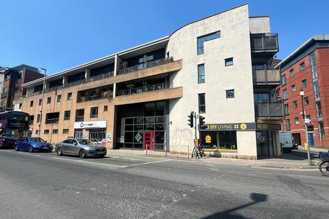 2 bedroom flat to rent, City Point 1, Chapel Street, Salford, M3 6AF