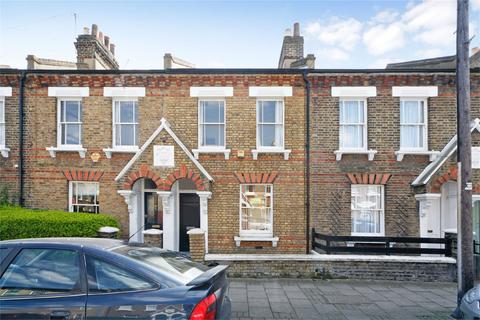 2 bedroom terraced house to rent, Eversleigh Road, London, SW11