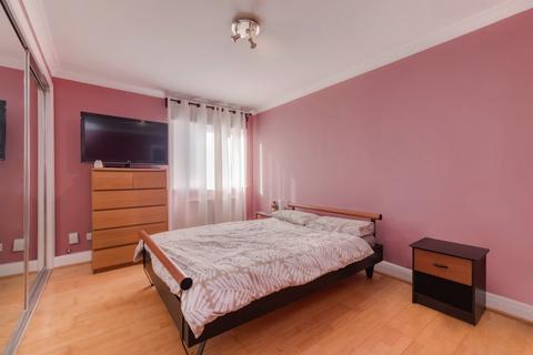 2 bedroom flat to rent, Providence Square, London