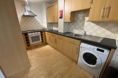 3 bedroom maisonette to rent, Helmsley Road, Sandyford, Newcastle upon Tyne NE2