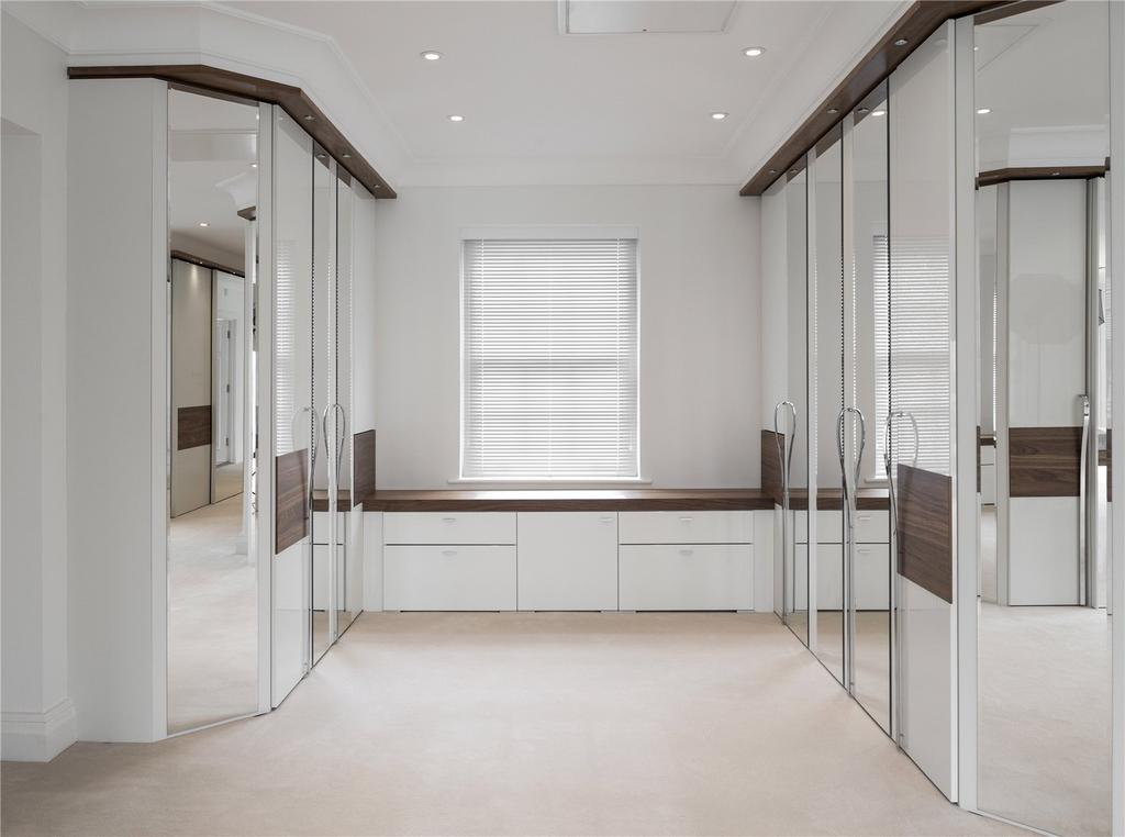Dressing Room