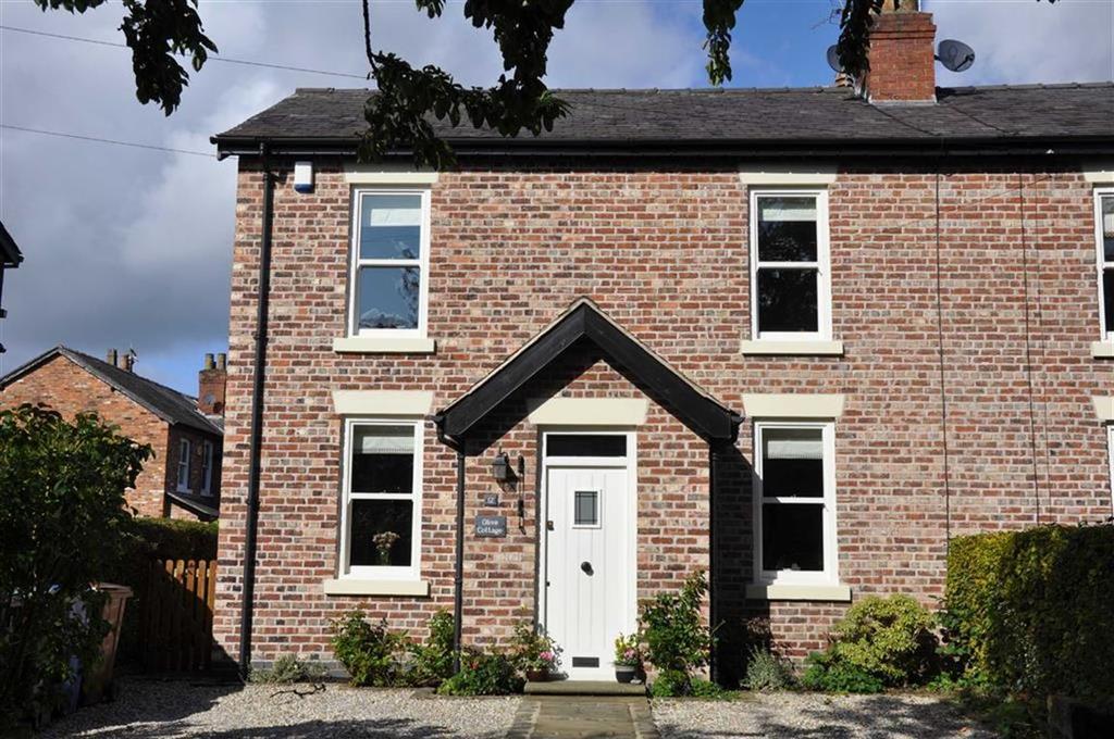 Hawthorn Grove, Bramhall, Cheshire 4 bed semidetached house £535,000