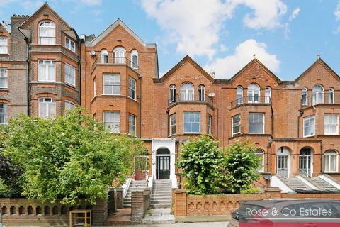 2 bedroom flat to rent, Greencroft Gardens, South Hampstead.