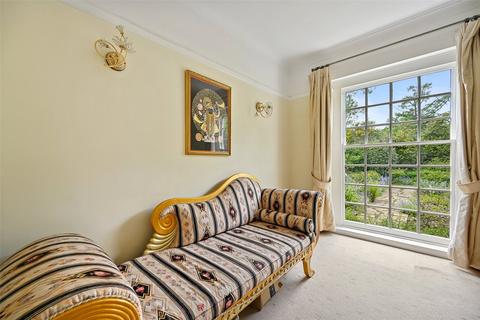 6 bedroom detached house to rent, Wolsey Road, Northwood, Middlesex, HA6