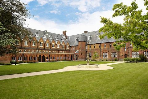 1 bedroom apartment to rent, Convent Court, Hatch Lane, Windsor, Berkshire, SL4