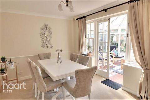 undefined, Winchfield Court, Hampshire