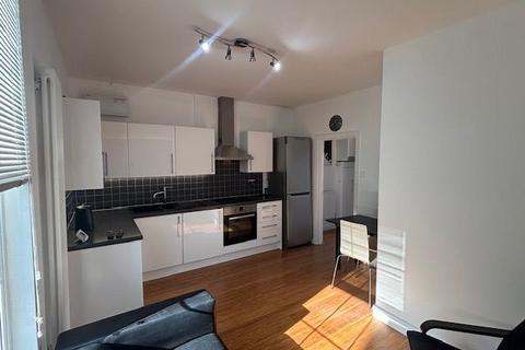 1 bedroom flat to rent, 496A Glossop Road Sheffield S10 2QA