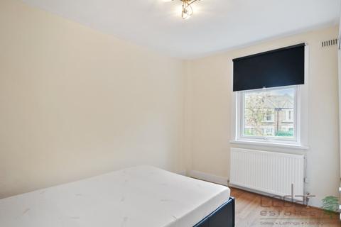 4 bedroom terraced house to rent, Broomsleigh Street, West Hampstead NW6